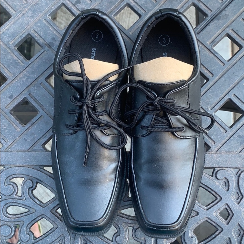 Smart Fit Litter boy dress shoes black